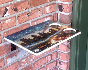 Estante plegable para reparto de comida: bandeja de pared para exteriores con portavasos