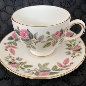 Hathaway Rose - Etsy