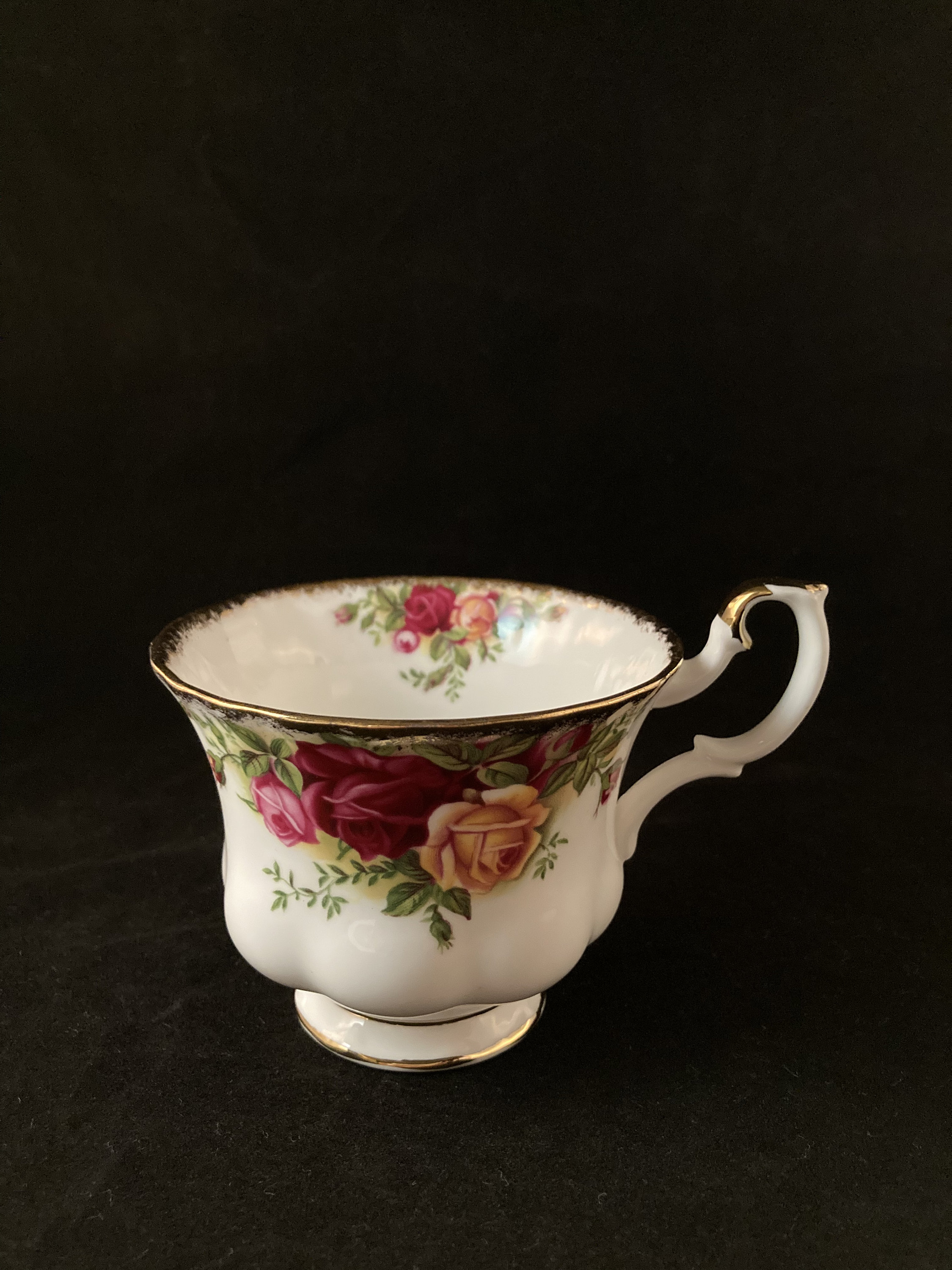 Royal Albert Old Country Roses Tea Cup and Lunch Plate Made Etsy