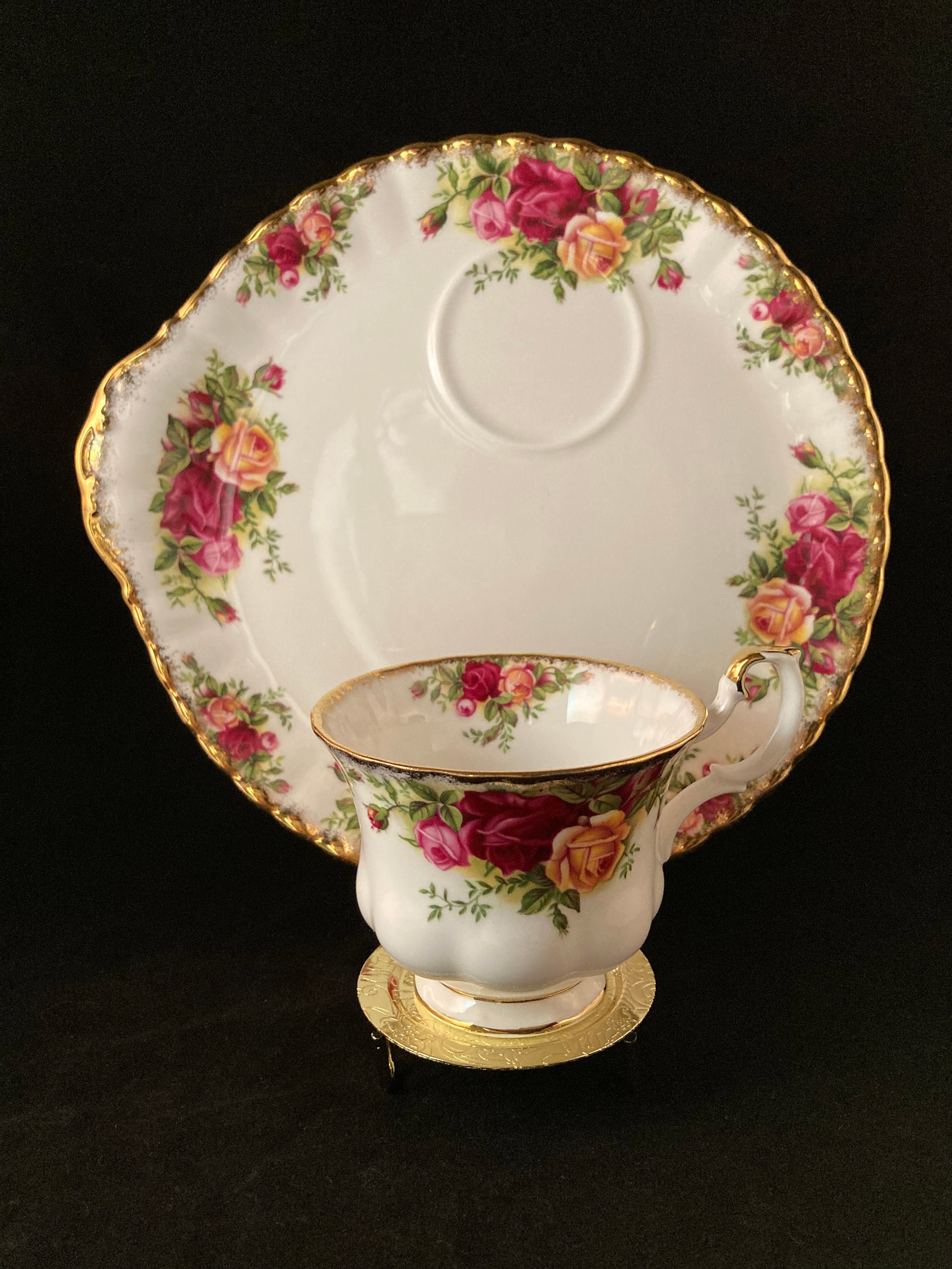 Royal Albert Old Country Roses Tea Cup and Lunch Plate Made Etsy