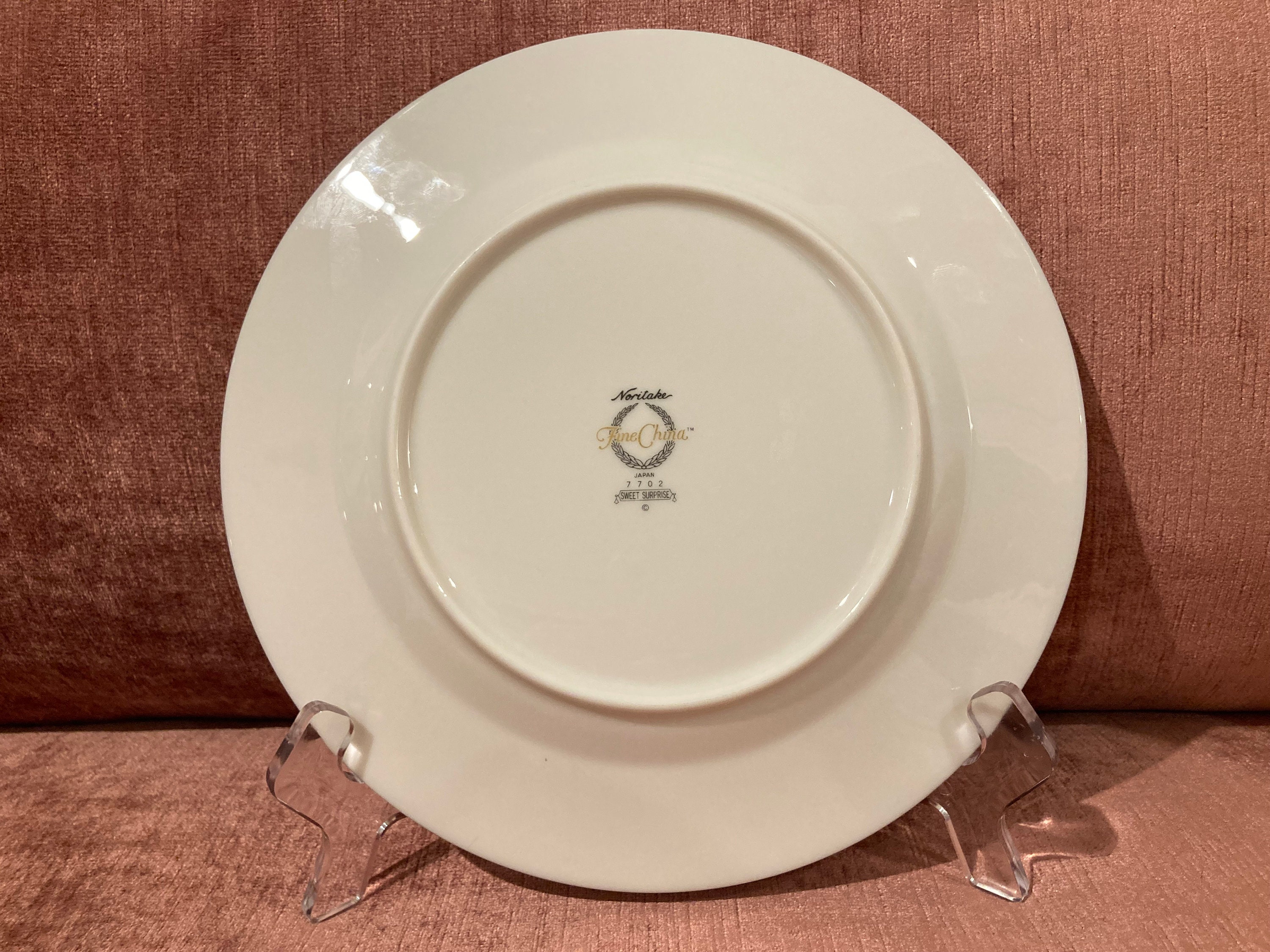 Noritake Sweet Surprise 8 Lunch Plates Set of 6, Fine China New
