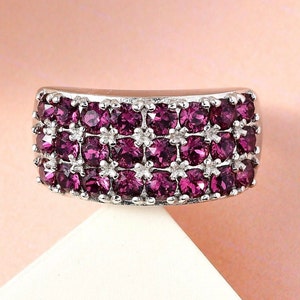 Amethyst Purple Crystal Band Ring in Platinum with Magnet (Size 9.0)