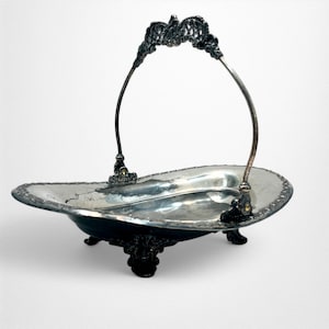 Antique Pairpoint Quadruple Plate Fruit Basket w/ Swing Handle | Victorian Silver Plated Bread Bowl | Bride&#39;s Basket or Wedding Flower Girl