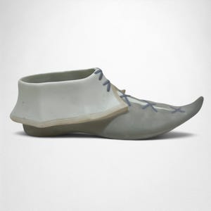 Rare Lladro Jester Shoe w/ Laces in Matte Finish | Bota Arlequin PP063M | Collector&#39;s Item