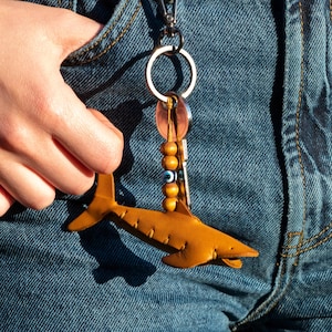 Real Leather Shark Keychain – Handmade Ocean Animal Gift for Him Her – Cute Backpack Charm – Beach Life Accessory
