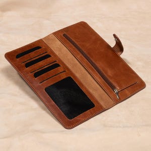Leather Wallet for Women – Minimalist Cowhide, Magnetic Slim Clutch with Card Holder image 9