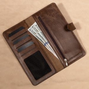Leather Wallet for Women – Minimalist Cowhide, Magnetic Slim Clutch with Card Holder image 15
