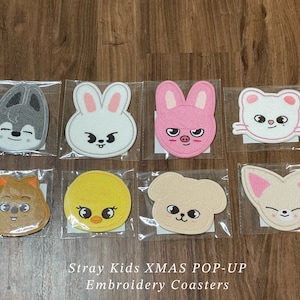 Negozio pop-up natalizio Stray Kids in Giappone, cartoline fotografiche ufficiali e gadget