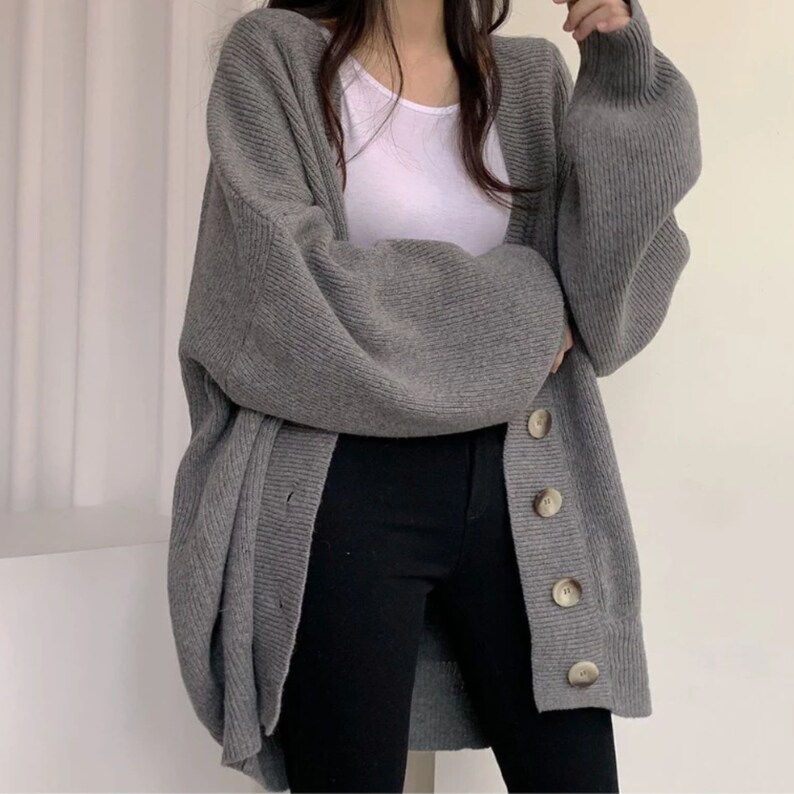 Hochwertige Lazy Strickjacke Weibliche V-Ausschnitt Einreiher Lose Laterne Ärmel Pullover Mantel Frauen Oversized Pullover Mode Pullover Bild 4