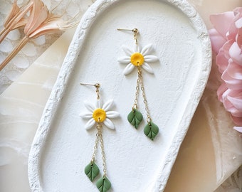 MTO - Daisy Earrings | Daisy Clay Earrings | Handmade Earrings | Polymer Clay Earrings | Floral Earrings
