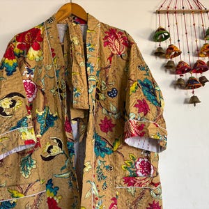 Handmade Floral Kantha Kimono Robe: Quilted Cotton Cover Up