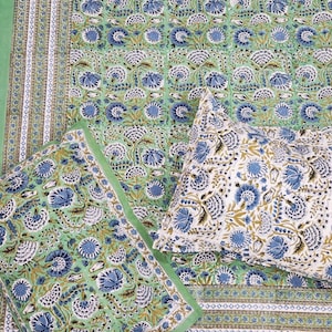 Bed Decor !! Floral Block Print Queen Bedsheet Bedspread, Handmade Bed Cover Luxury Home Decor Unique Bedsheet Light Weight Blanket Bedsheet