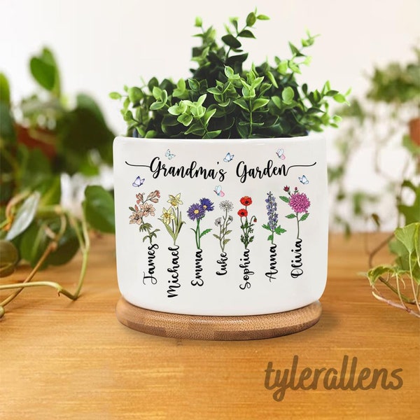 Personalized Grandma's Garden Mini Flower Pot, Birth Month Flower Family Customized Mini Plant Pot Mothers Day Gift for Grandma Mom Nana