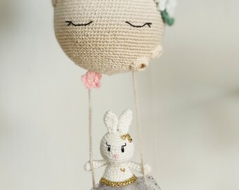 Crochet tutorial “Selene swings on the moon”