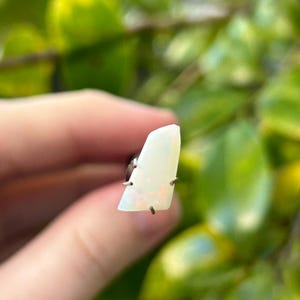Coober Pedy Opal Semi Crystal Solid - 1.65 carats - White Opal with Rainbow Flashes NO042