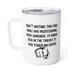 Caneca de café isolada, 10 onças