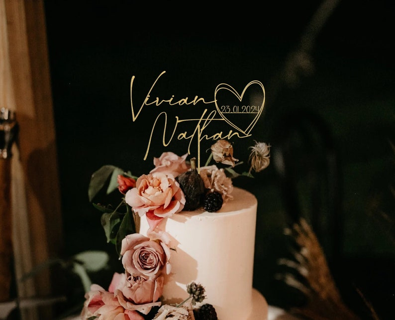 Décoration de gâteau de mariage personnalisée avec coeur, décoration de gâteau de couple personnalisée pour les mariages, décoration de gâteau rustique, décoration de gâteau d'anniversaire image 2