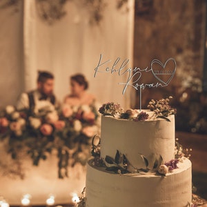 Personalisierter Hochzeitstortenaufsatz mit Herz, personalisierter Tortenaufsatz für Paare mit Schriftzug für Hochzeiten, rustikaler Tortenaufsatz, Jubiläums-Kuchenaufsatz Bild 6