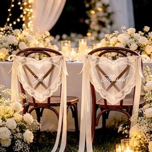 Gepersonaliseerde kanten stoelstrik met 'Just Married'-opdruk | Stoelbanner voor bruid en bruidegroom op maat, boho schuurdecoratie voor bruiloftsstoelen, accessoire voor trouwfoto's afbeelding 19