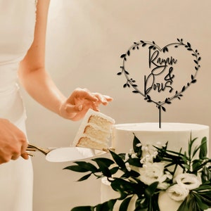 Personalized Wedding Cake Topper with heart, Custom Couples Script Cake Topper for Weddings, Rustic cake topper, Anniversary Cake toppers