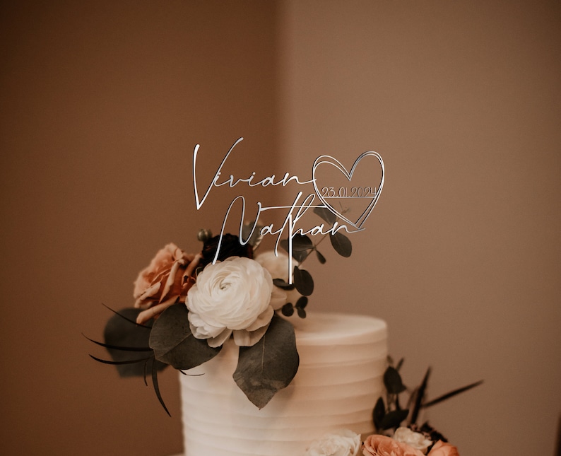 Topper per torta nuziale personalizzato con cuore, Topper per torta con script di coppie personalizzate per matrimoni, topper per torta rustico, toppers per torta di anniversario Silver Mirror