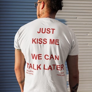 JUST KISS ME X WE CAN TALK LATER - LIVELIFE Clo. Tee Noir Unisex