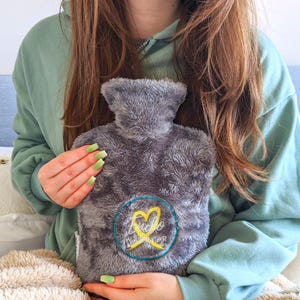 Bolsa de água quente Endo Warrior | Confortável | Apoie aqueles que sofrem de endometriose | Presente de endometriose | Alta qualidade | Bordado