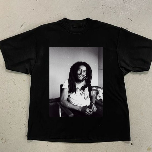 Bob Marley Shirt - Unisex Heavy Cotton Tee - Retro Shirt - Vintage Clothing - Streetwear - Reggae Music - Bob Marley Gift
