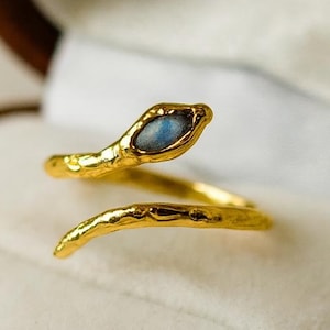 14k Solid Gold Snake Ring Moissanite Serpent Ring Handmade Ring Fashion Stackable Ring Gothic Ring Snake Jewellery Snake Statement Jewellery
