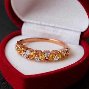 Alianza de boda con citrino de talla marquesa, anillo apilable de oro rosa de 14 k, regalo de cumpleaños personalizado y único con moissanita y diamantes para mujer.