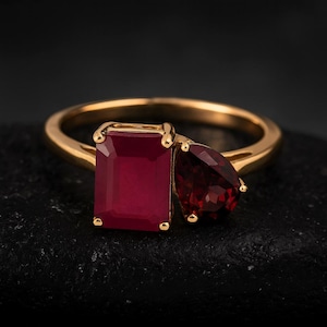 Rubin Granat Toi et Moi Ring: Verlobungsring mit zwei Steinen im Smaragdschliff