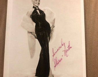 マリリン・モンロー直筆サイン入りオリジナル写真（鑑定書付き