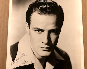 Marlon Brando Very Rare Very Early Autographed 8/10 Photo From Early 50s Streetcar