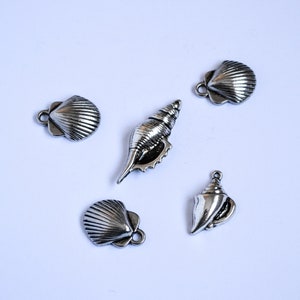 Antik Tibetsilber 5Stk Muschel Charms/Anhänger - Konvolut