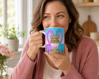 „Liebe ist alles, was du brauchst“-Dinosaurier-Tasse | Niedliches Brontosaurus-Pärchen, herzerwärmende Retro-Kunst
