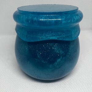 Resin Jar with screw on lid, Blue