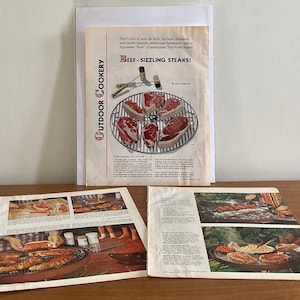 Jaren 50 buitencooking spread | Vintage BBQ-cooking 8 pagina&#39;s | Retro barbecueën | Advertenties voor buiten koken uit de jaren 50 | Terrasdecor uit de jaren 50
