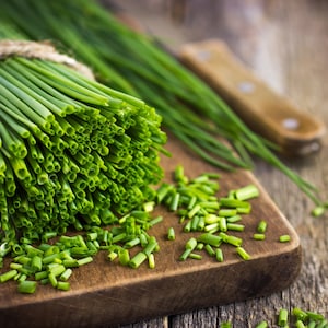 Classic Chives -NON GMO- Safe Seed Pledge