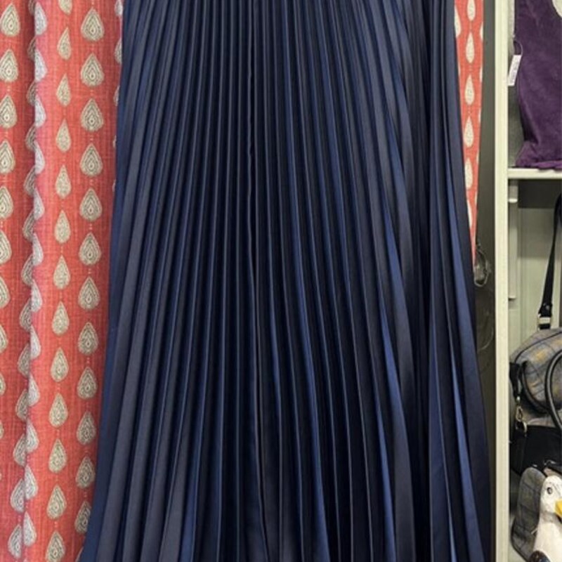 Light blue pleated long skirt