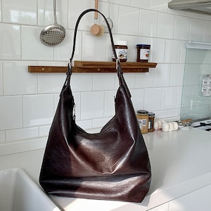 Handmade Leather Tote Bag, Vegan Leather Shoulder Bag, Leather Top Hand Bag, Shopping Bag, Slouchy Bag Hobo Bag, Gift for Mother's Day zdjęcie 9