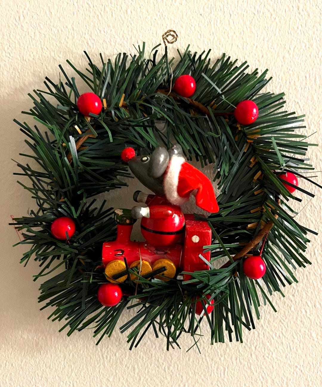 Kitsch German Kitschy Retro Mini 5” Christmas Wreath With Vintage Wood Painted Santa ...