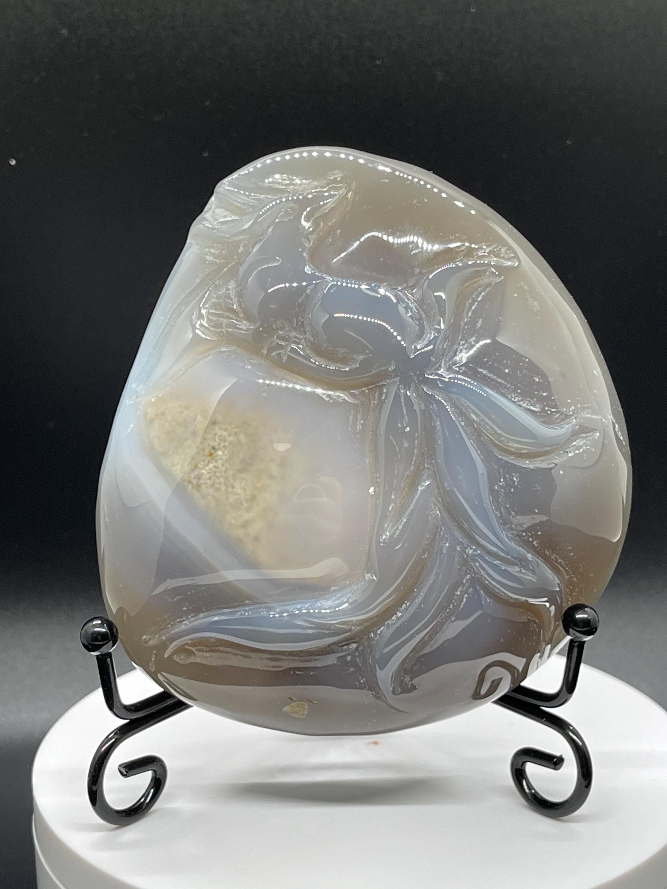九尾の狐瑪瑙水晶彫刻｜幸運と守護の天然石置物 - Etsy 日本