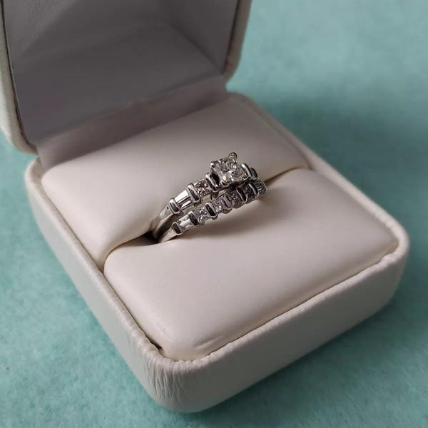 2TCW Princess Cut Diamond Ring 14k White gold