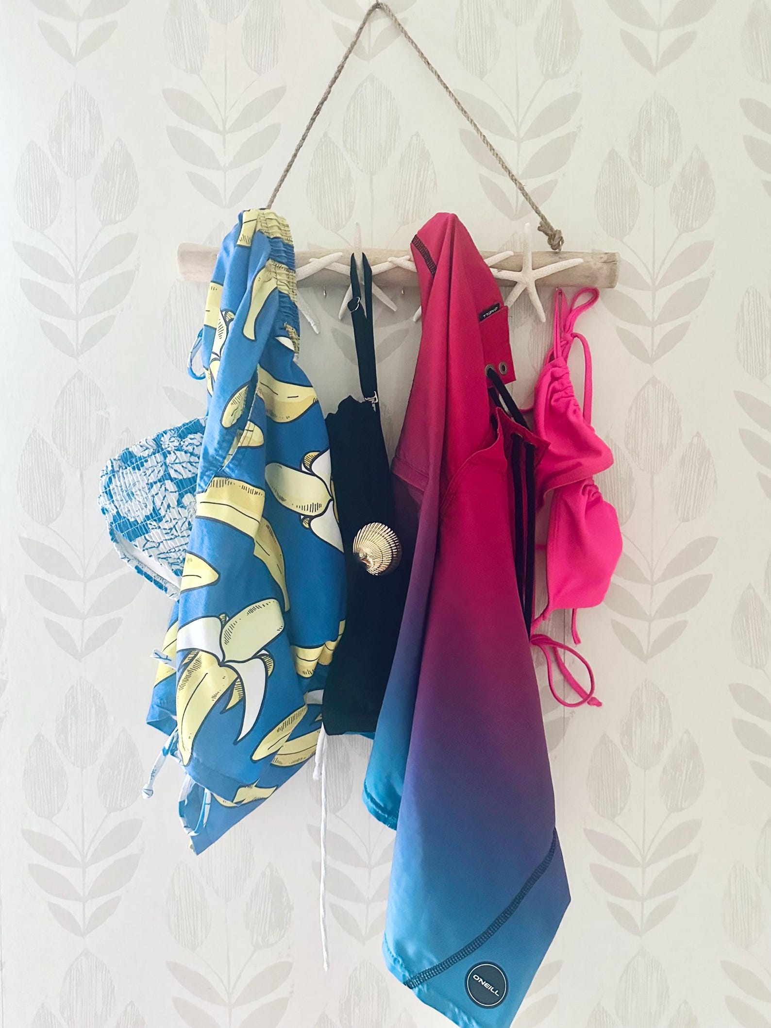 Best Beach Rack Hanging Natural Driftwood Starfish Bikini Rack | Coastal Decor | Beachy ...