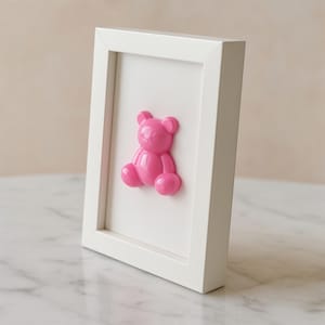 Pink GummyTeddy Bear Pop Art 3D Resin Sculpture Wall hanging Wall Art Resin Kids Room Decor Modern Galery Framed Candy Decor 10 x 15&#39;