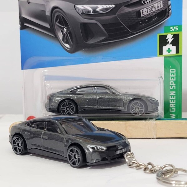 Audi 3182000100 Schlüsselanhänger e-tron Keyring schwarz