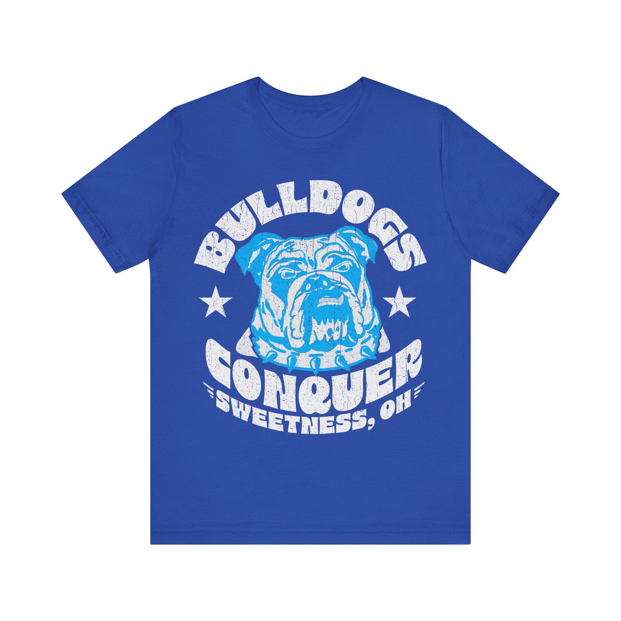 bulldogartＴシャツ Bulldogs Never Quit Premium T-shirt, Customize School Team Mascot