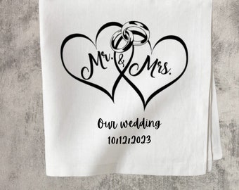 Line napkins/ Cloth Personalized Napkin Design for Wedding /  Personalized Cocktail Napkin / Party Favors