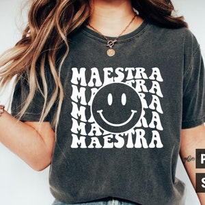 Maestra SVG PNG, Spanish Teacher SVG Cut File, Teacher Svg, Teacher life Svg, Wavy Letters Svg, Teach, Svg