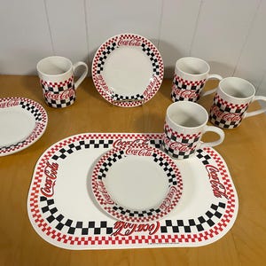 Vintage 1996 Coca-Cola Retro Diner Matching Checkered Grand Mugs Plates and Rare Placemats